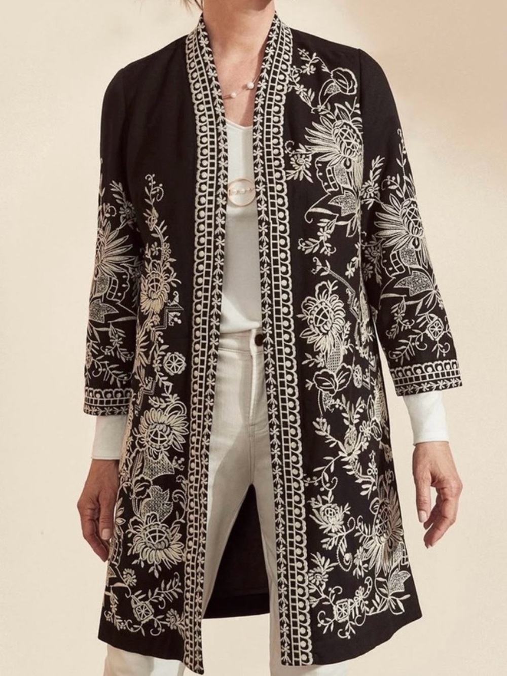 Chicos Heritage Kimono embroidered black jacket, size 1